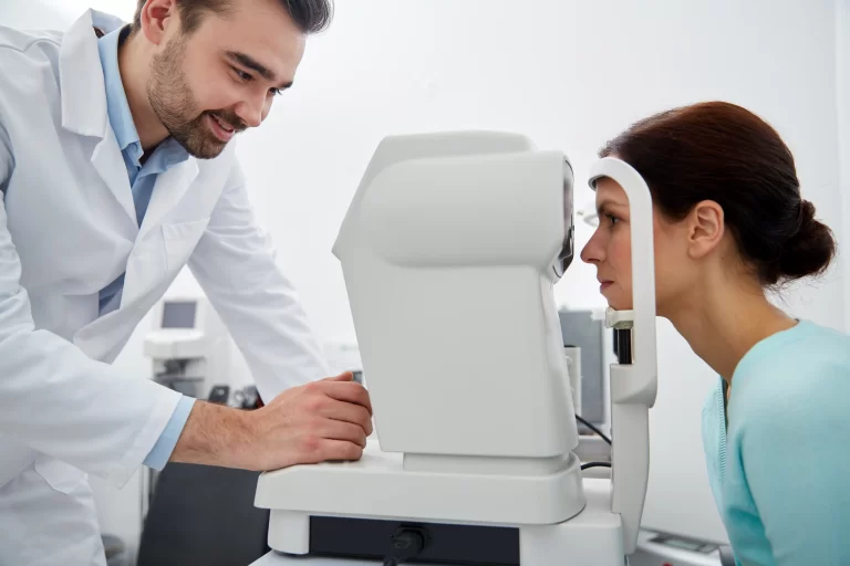 Enfermedades Oculares Comunes Después de los 40 Años